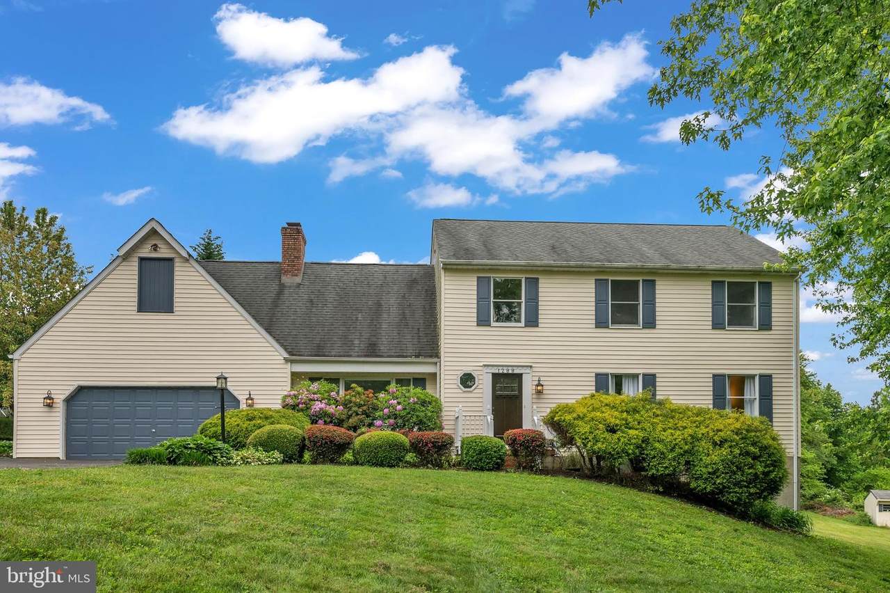 1288 Leeds Road - Photo 1