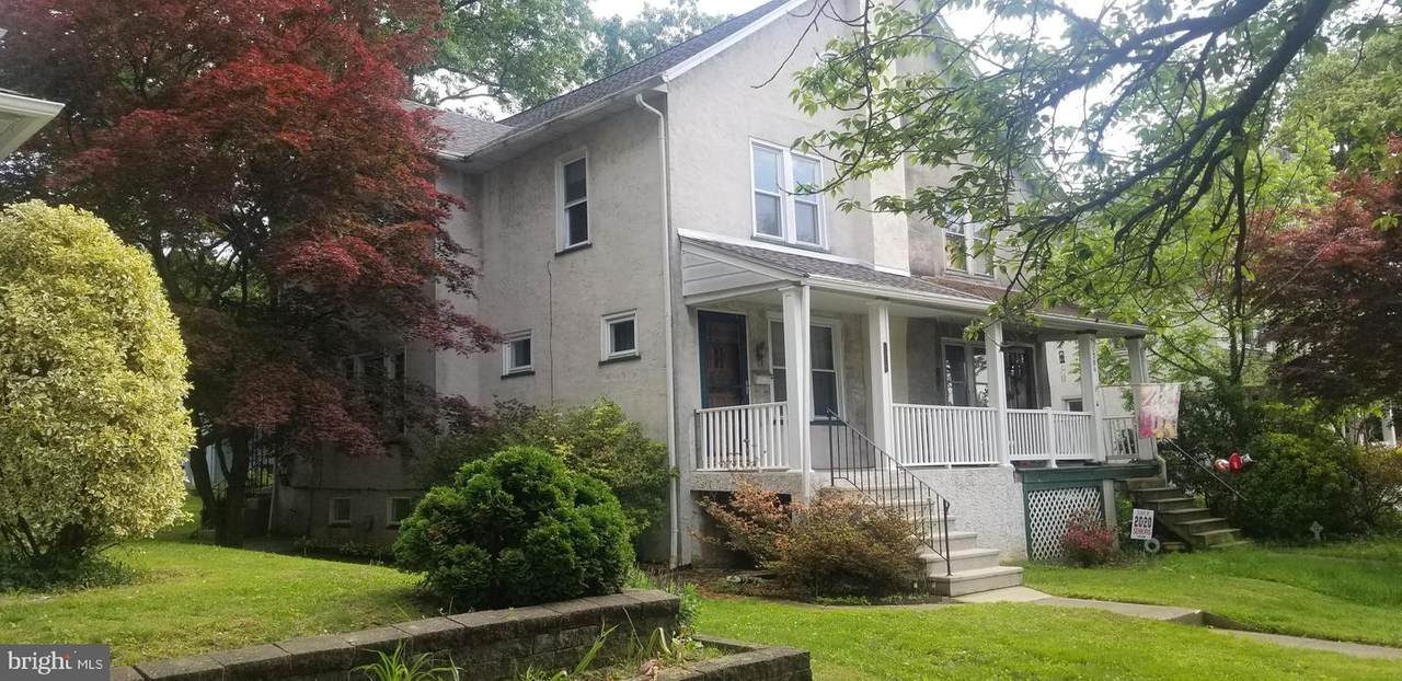 1208 Stirling Street - Photo 1