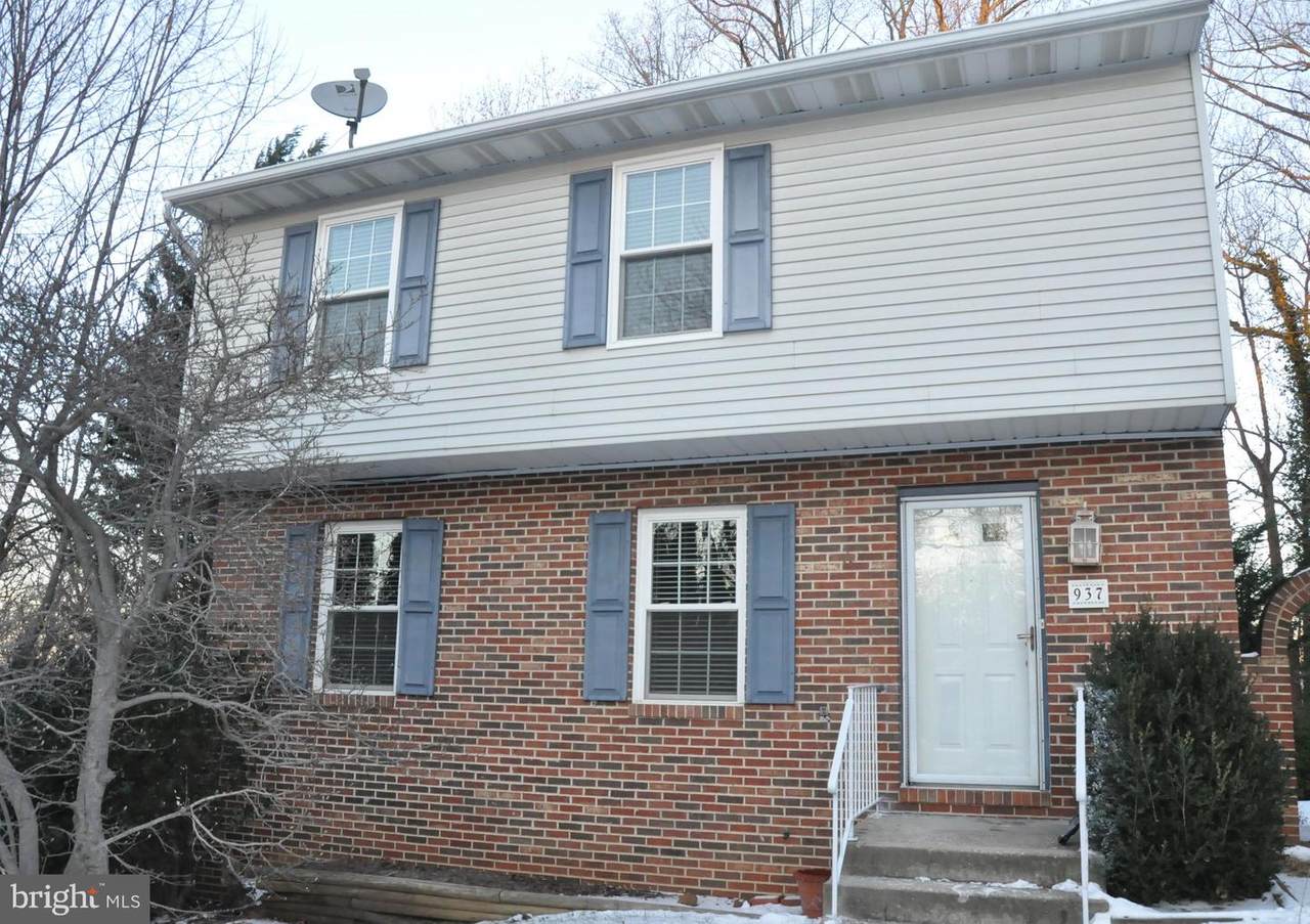 937 Kinhart Court - Photo 1