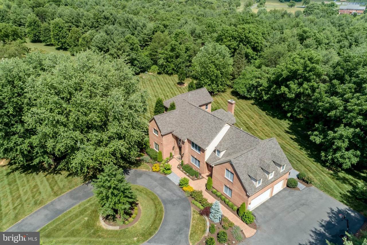 265 Windsor Lane - Photo 1