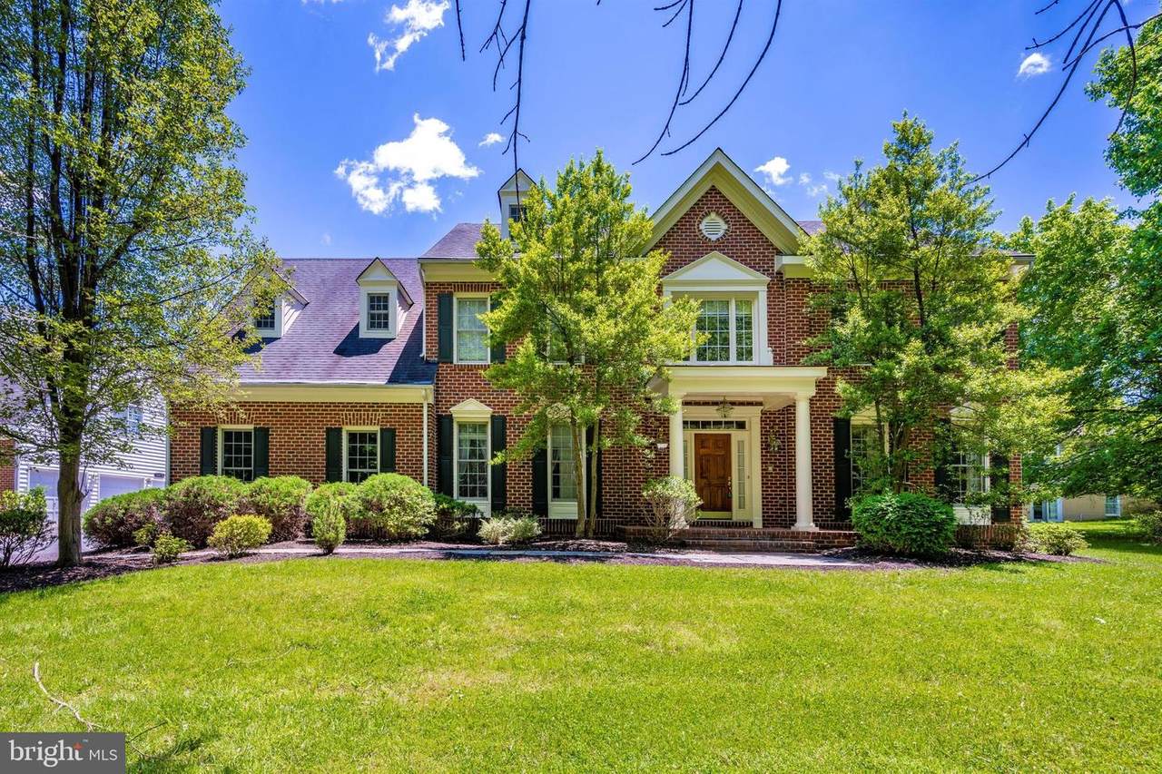 12210 Falls Road - Photo 1