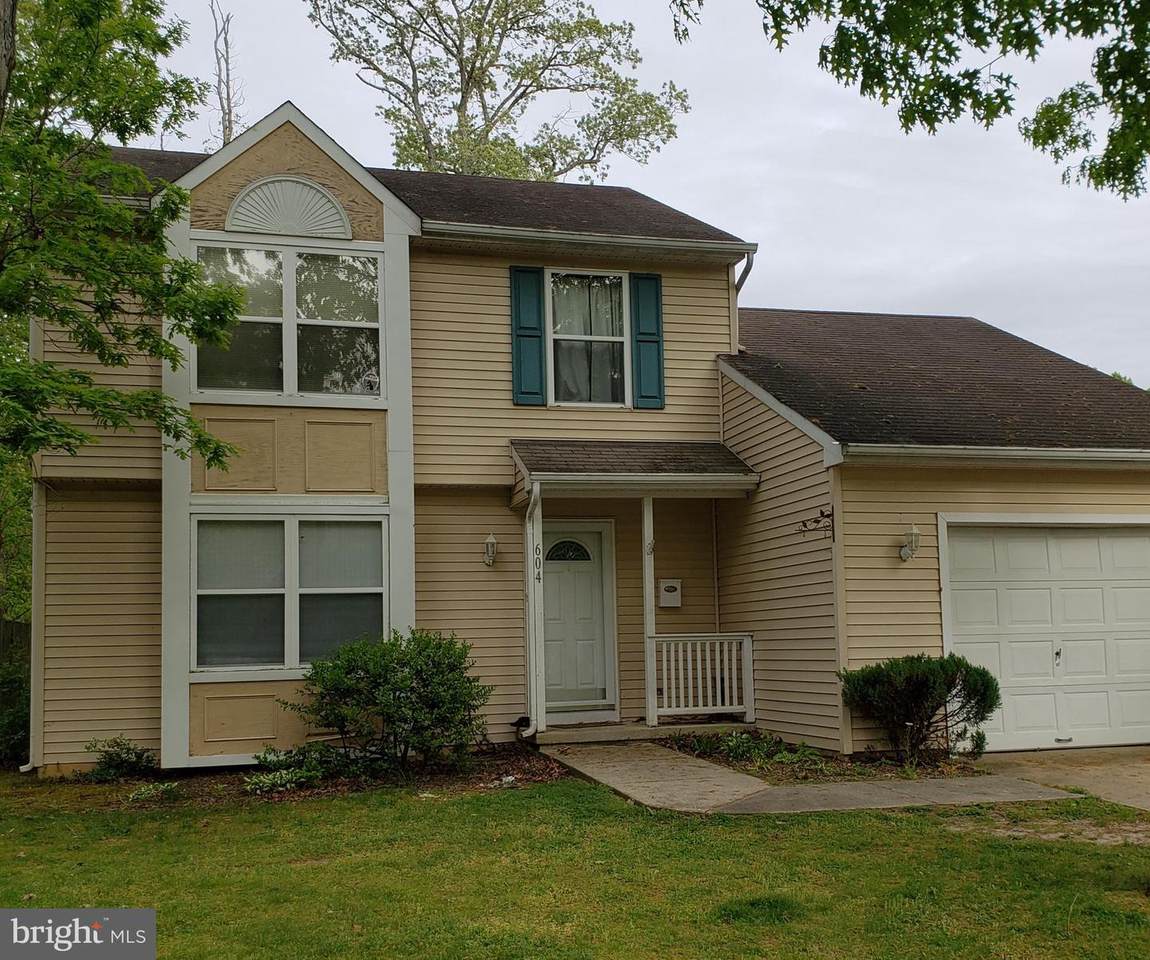 604 Maryland - Photo 1