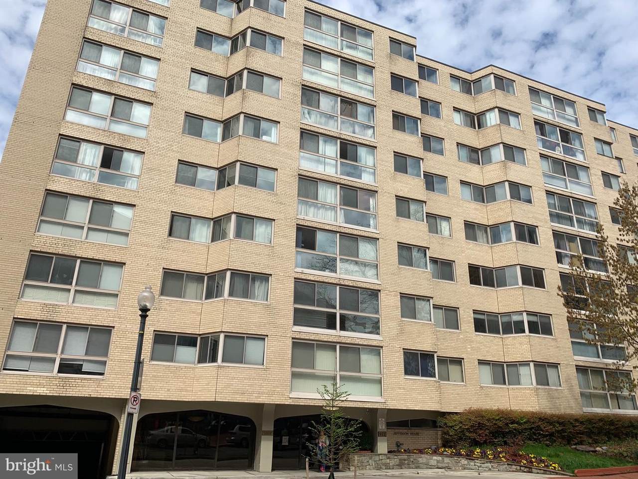 922 24TH Street - Photo 1