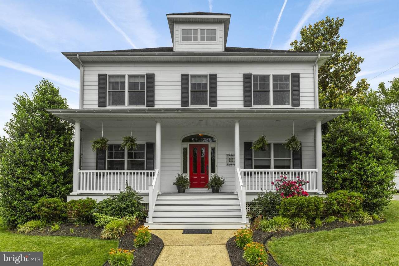 14251 Calvert Street - Photo 1