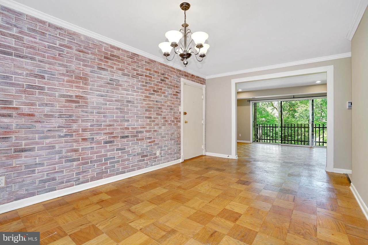 11603 Vantage Hill Road - Photo 1