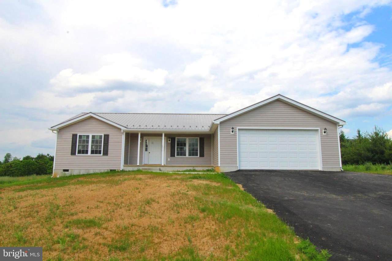 206 Wanda Street - Photo 1