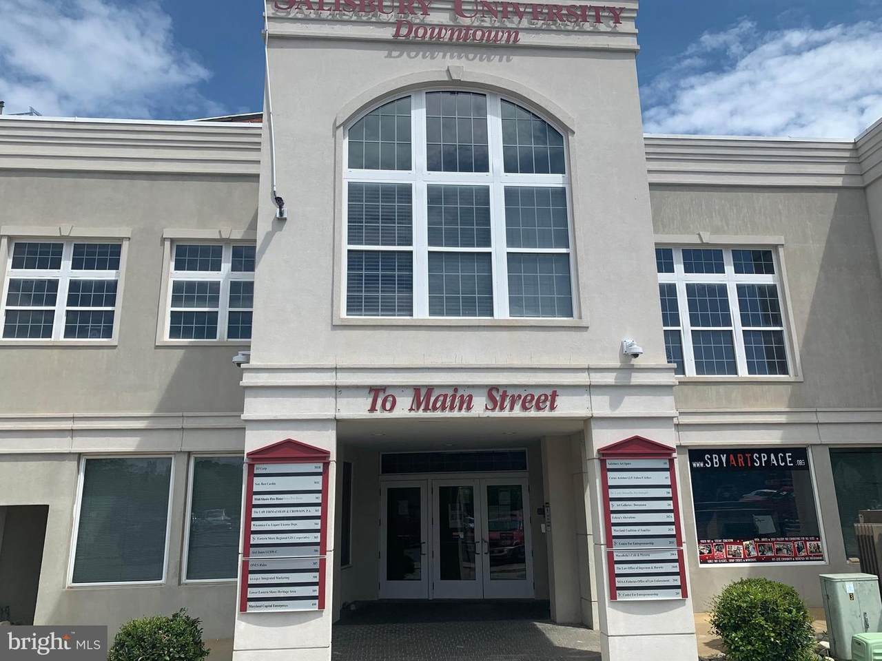 212 Main Street - Photo 1