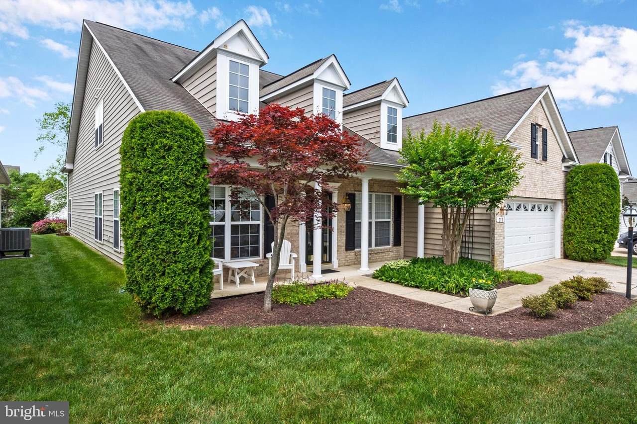 211 Concerto Avenue - Photo 1