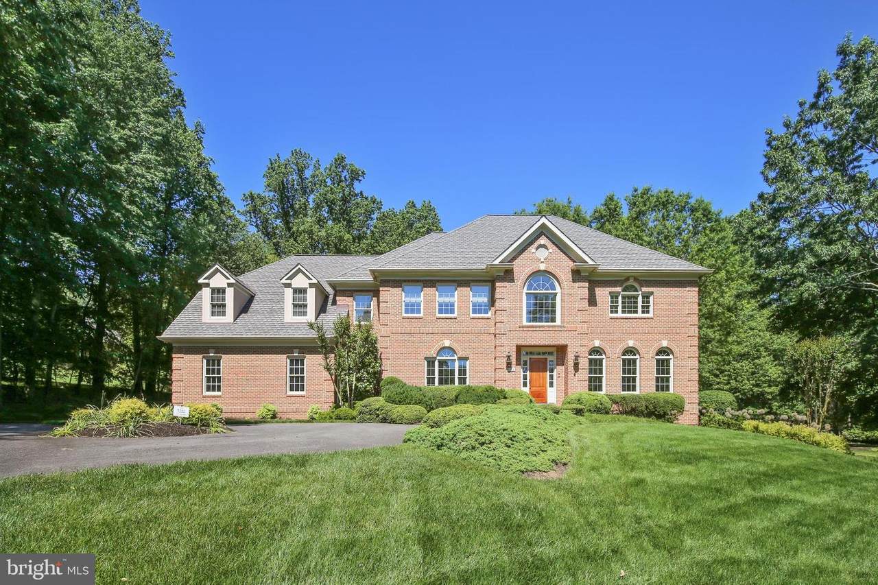 1194 Windrock Drive - Photo 1