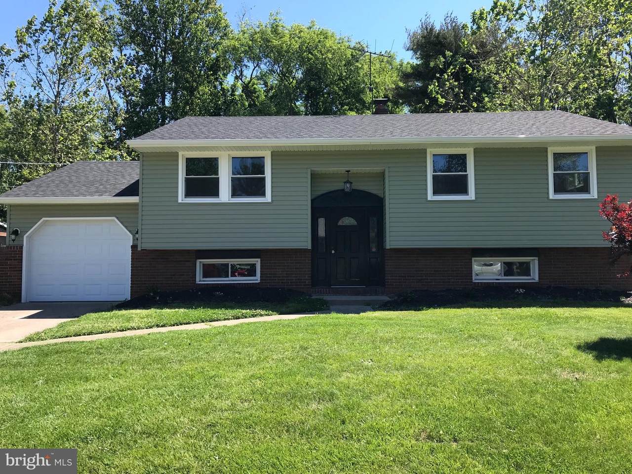 23 Springlane Drive - Photo 1
