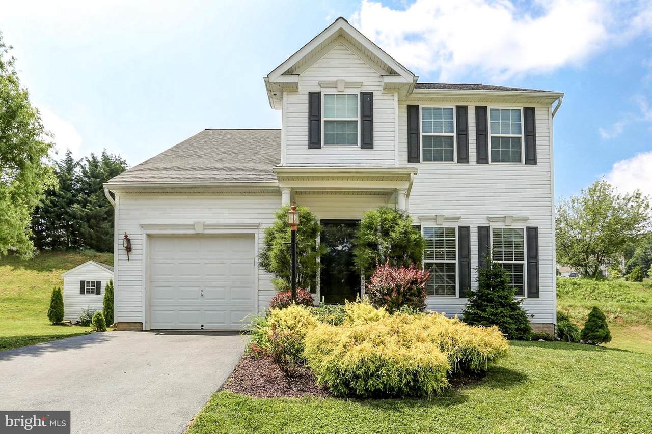 1040 Nugent Way - Photo 1