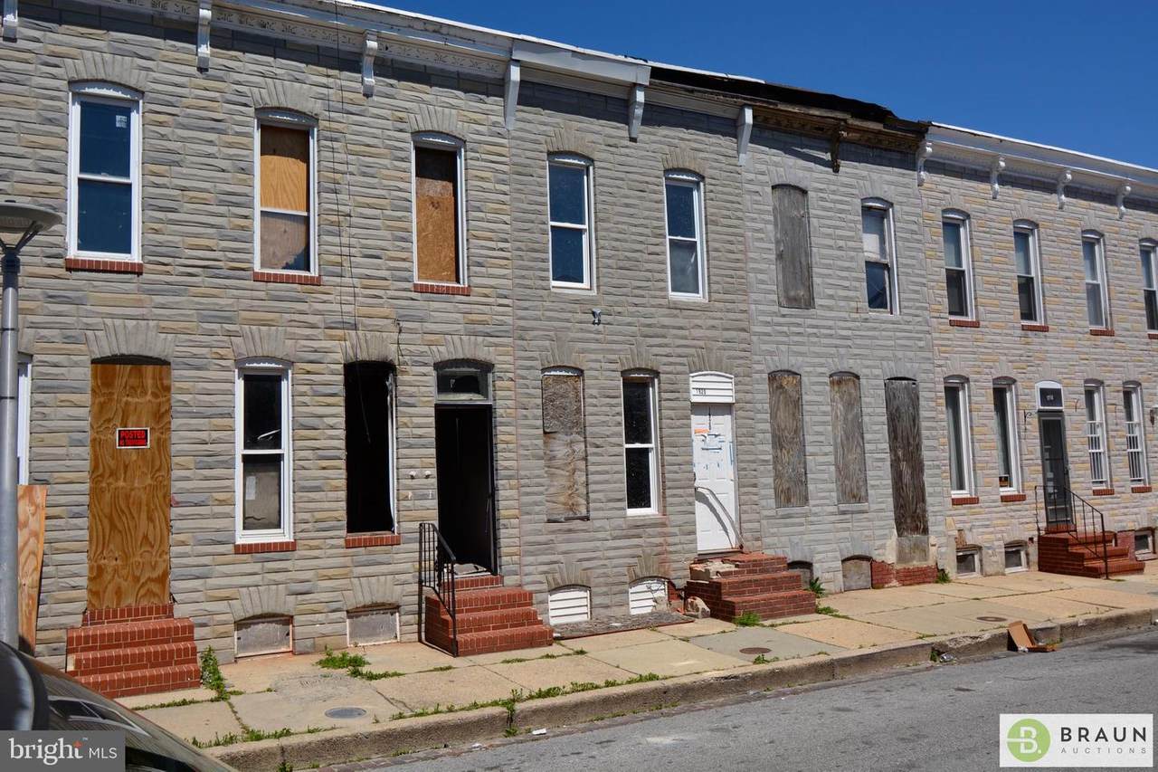 1922 Christian Street - Photo 1