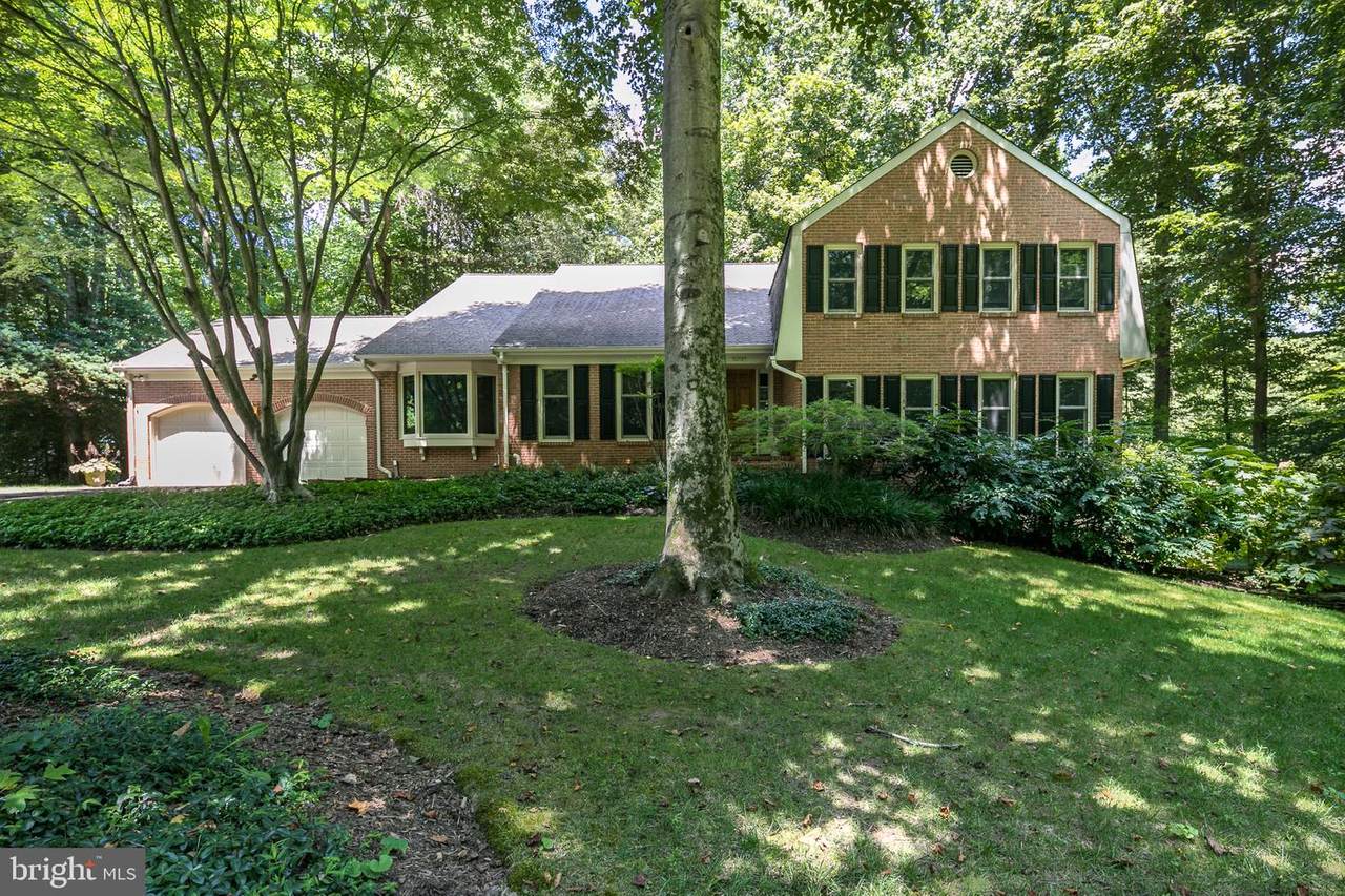 10616 Canterberry Road - Photo 1