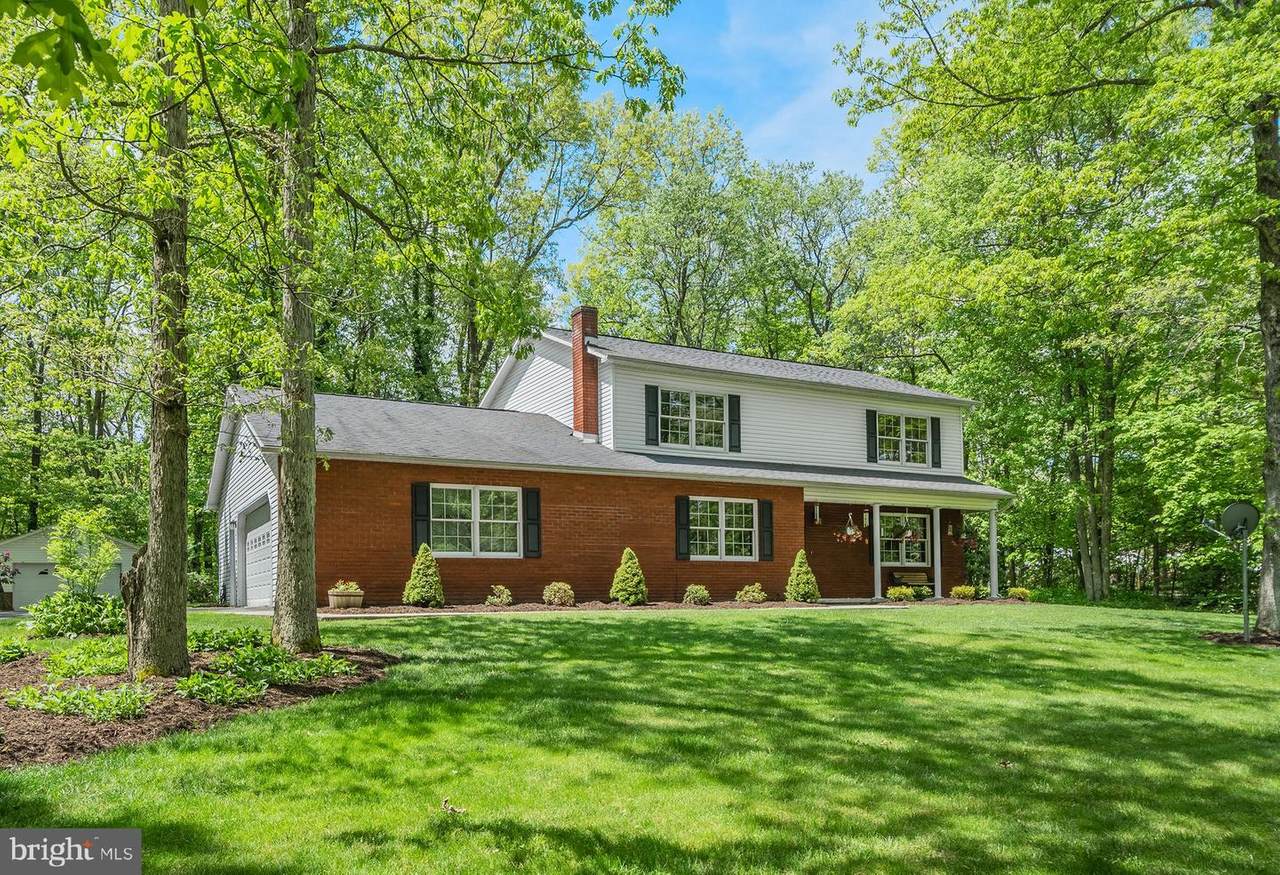 107 Pleasant Hill Circle - Photo 1