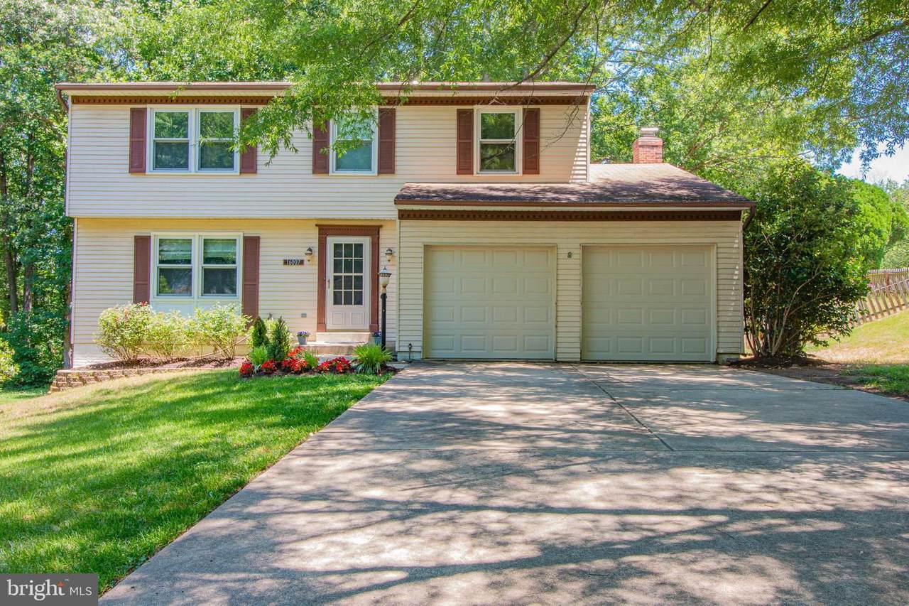 16007 Macedonia Drive - Photo 1