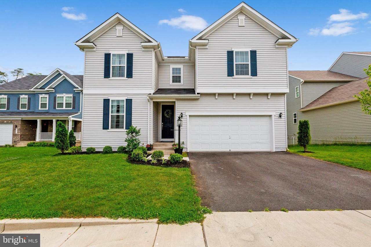 8309 Dearmey Creek Way - Photo 1