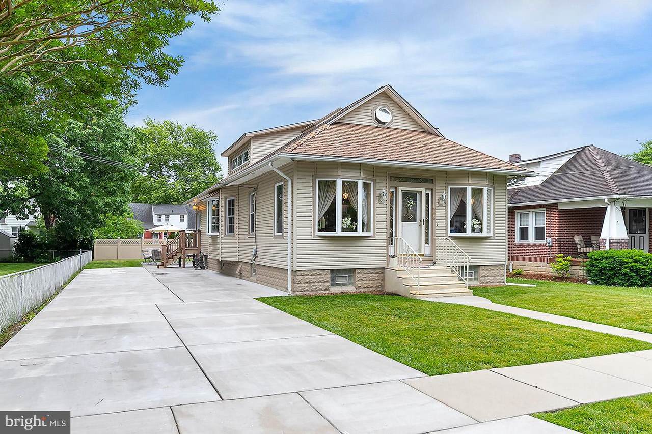 1908 Sycamore Street - Photo 1