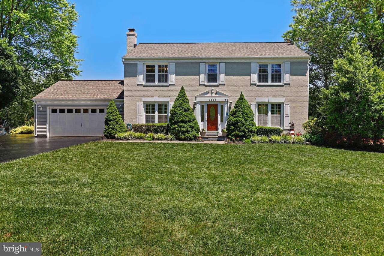 2228 Regina Drive - Photo 1