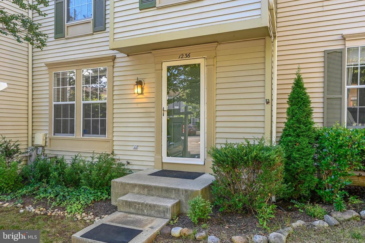1236 Quaker Ridge Drive - Photo 1