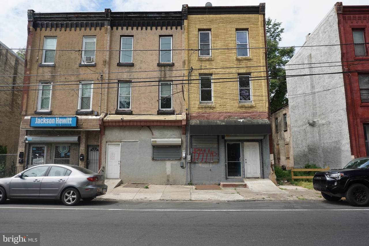 2522-24 Ridge Avenue - Photo 1
