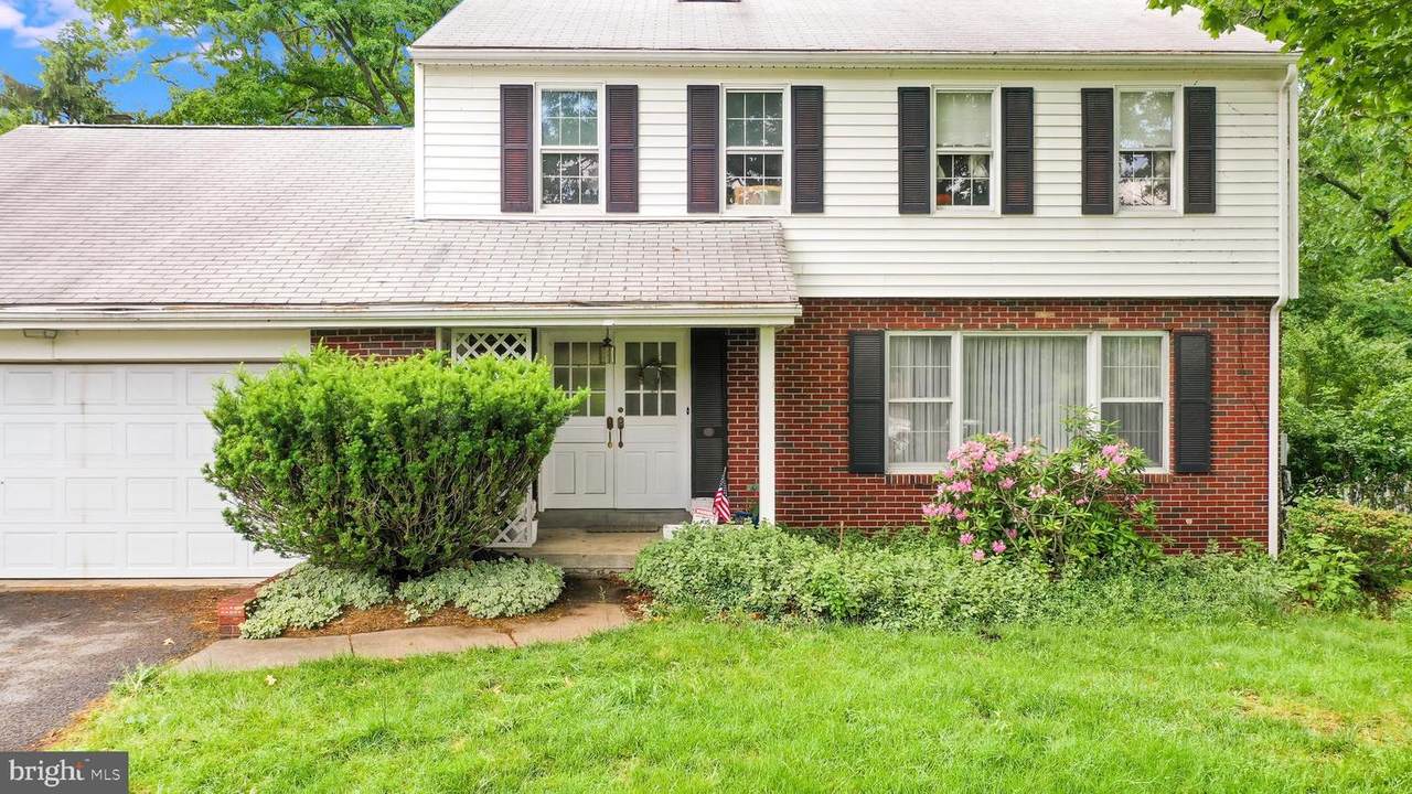 1013 Bishop Walsh Road - Photo 1