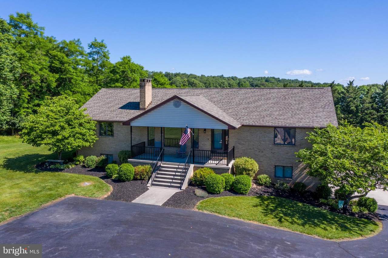 80 Clarion Court - Photo 1