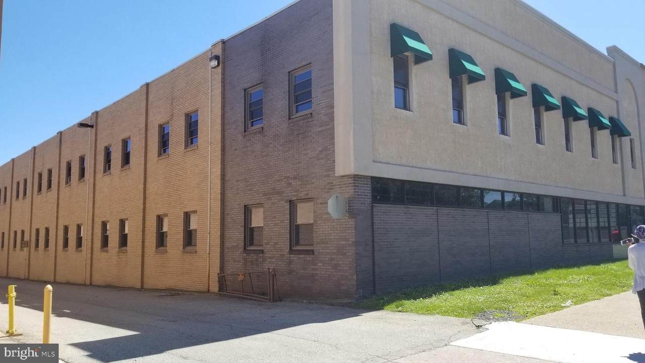 1347 Cheltenham Avenue - Photo 1