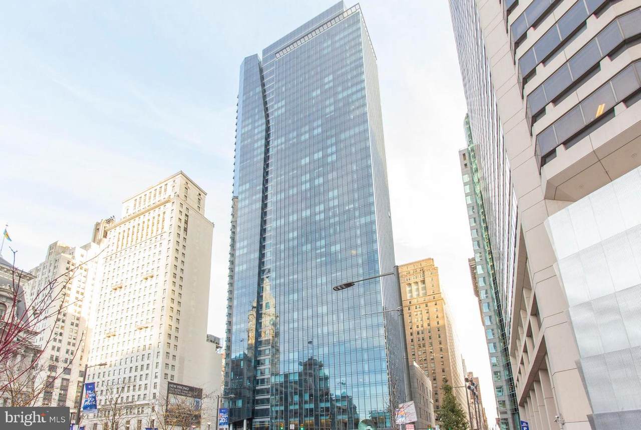 1414 Penn Square - Photo 1
