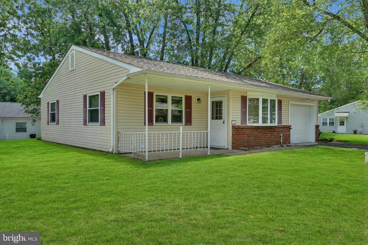15 Georgia Way - Photo 1