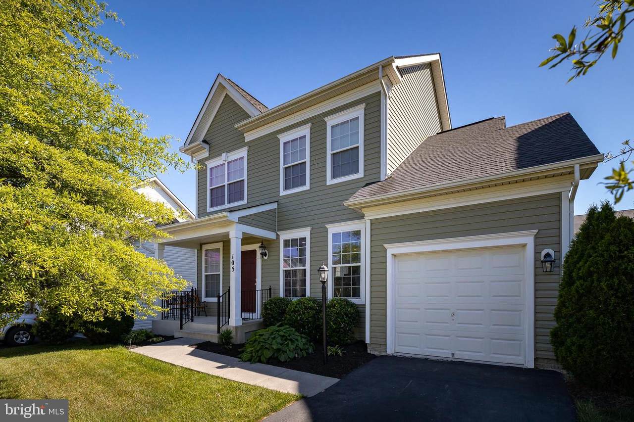105 Fiesta Drive - Photo 1