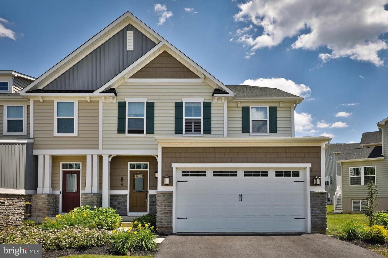 122 Providence Circle - Photo 1
