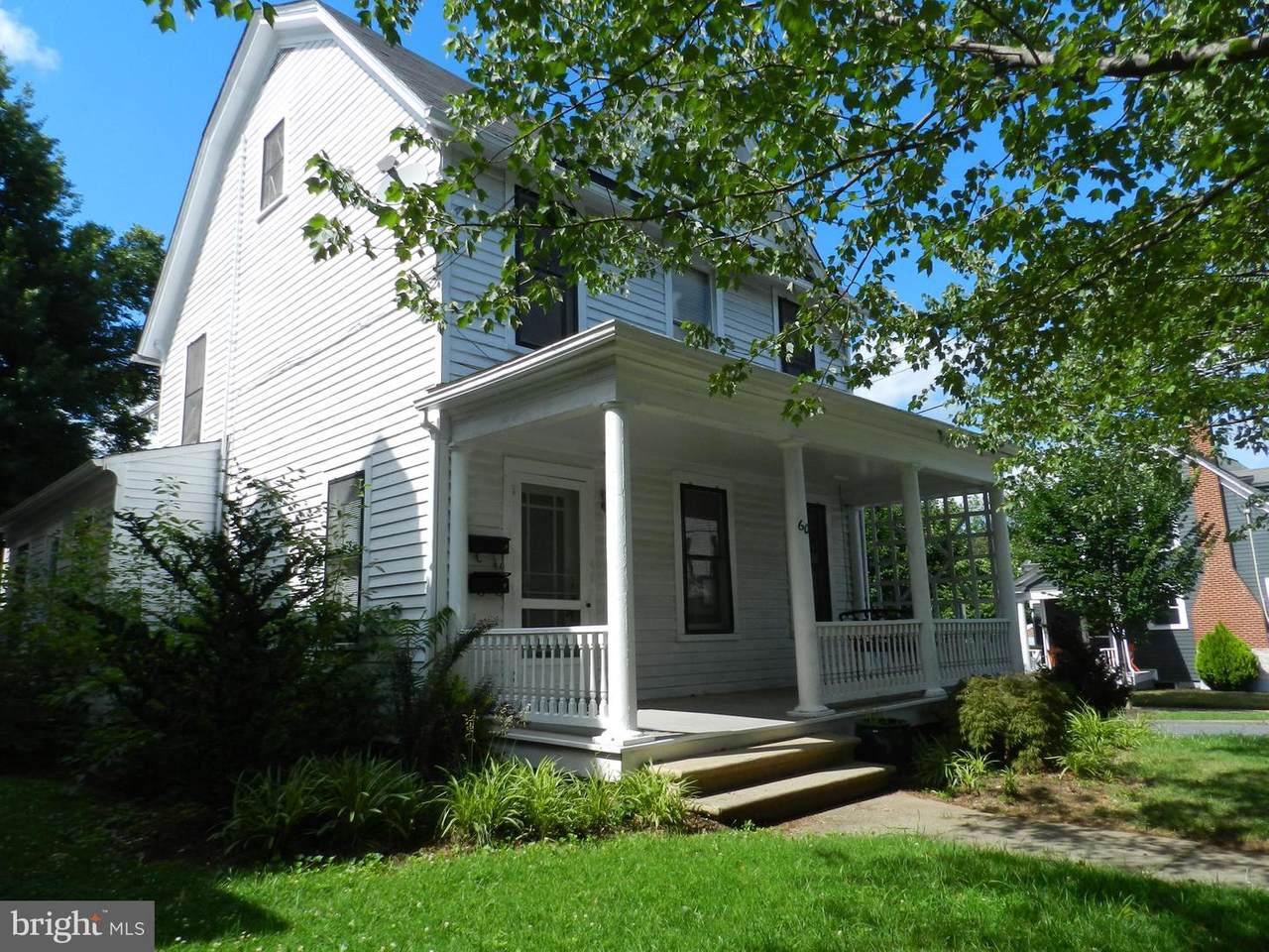 601 Hawke Street - Photo 1
