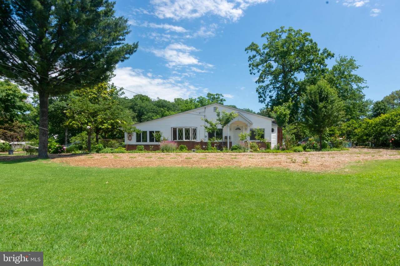 621 Carvel Grove Road - Photo 1