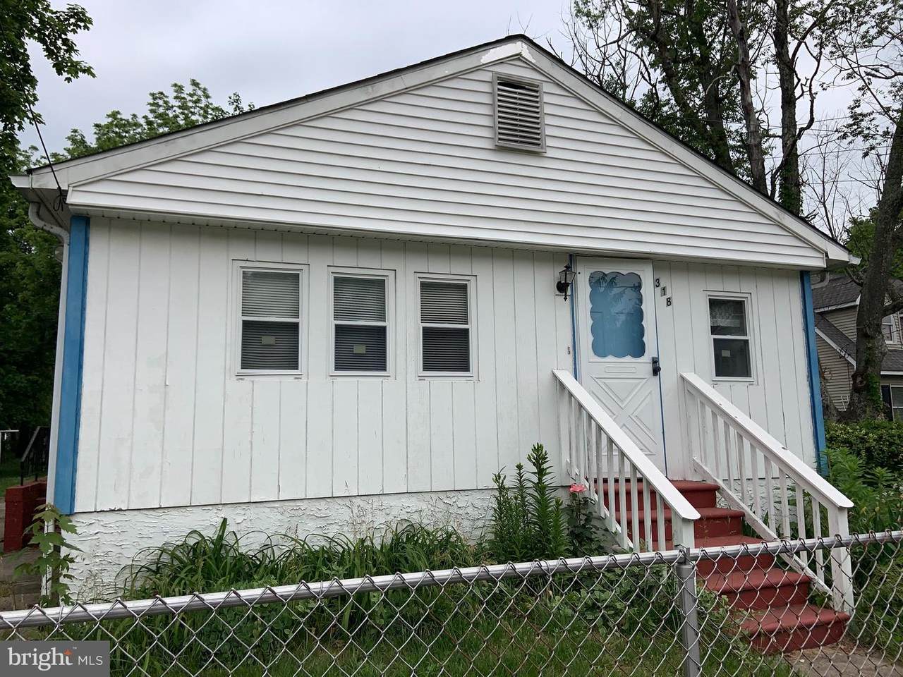 318 Jefferson Avenue - Photo 1