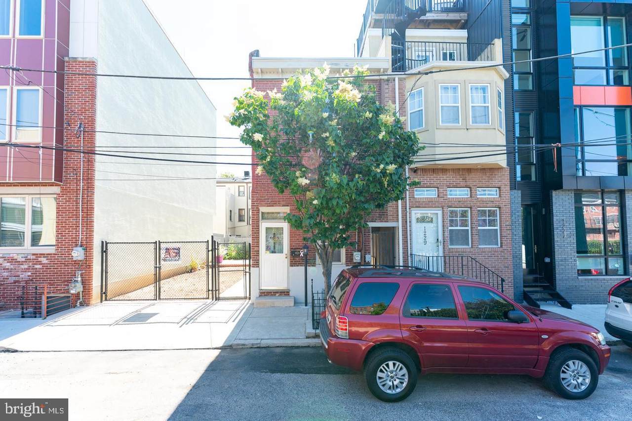1231 Leithgow Street - Photo 1
