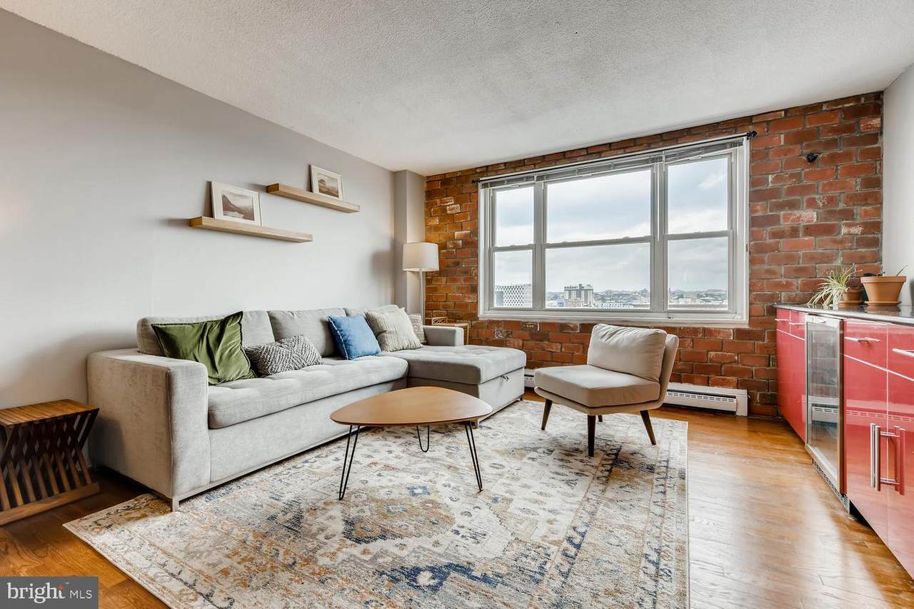 1101 Saint Paul Street - Photo 1