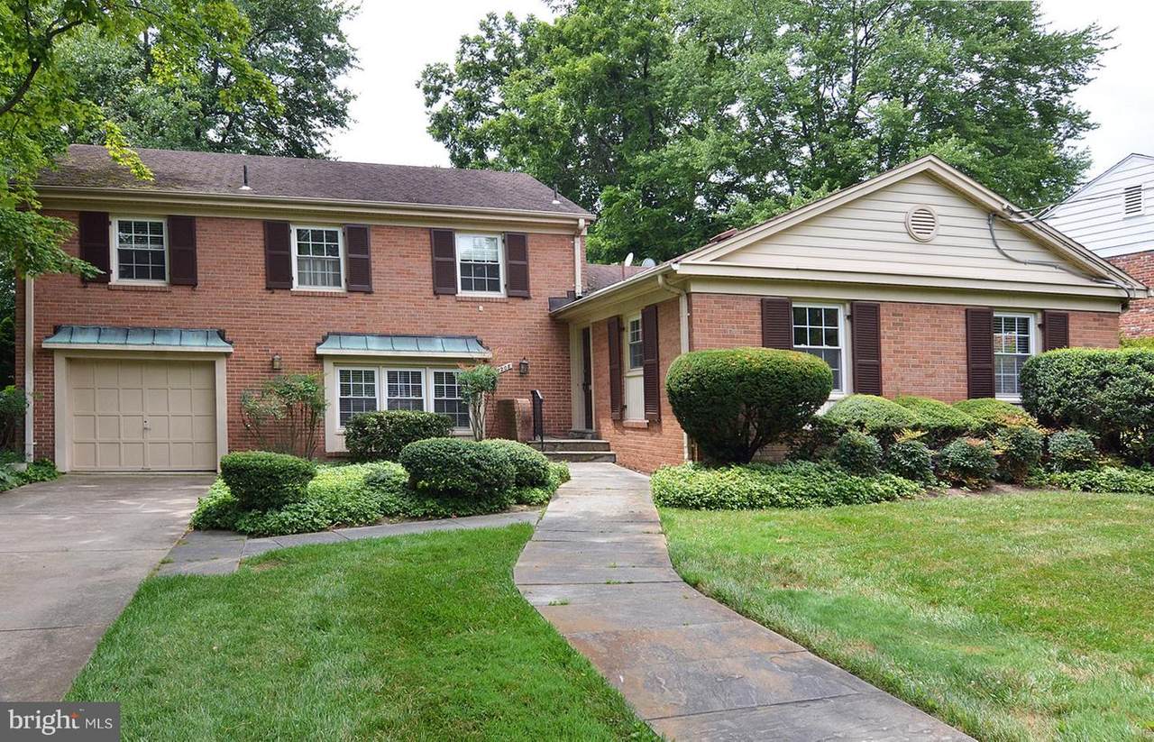 7208 Marbury Road - Photo 1