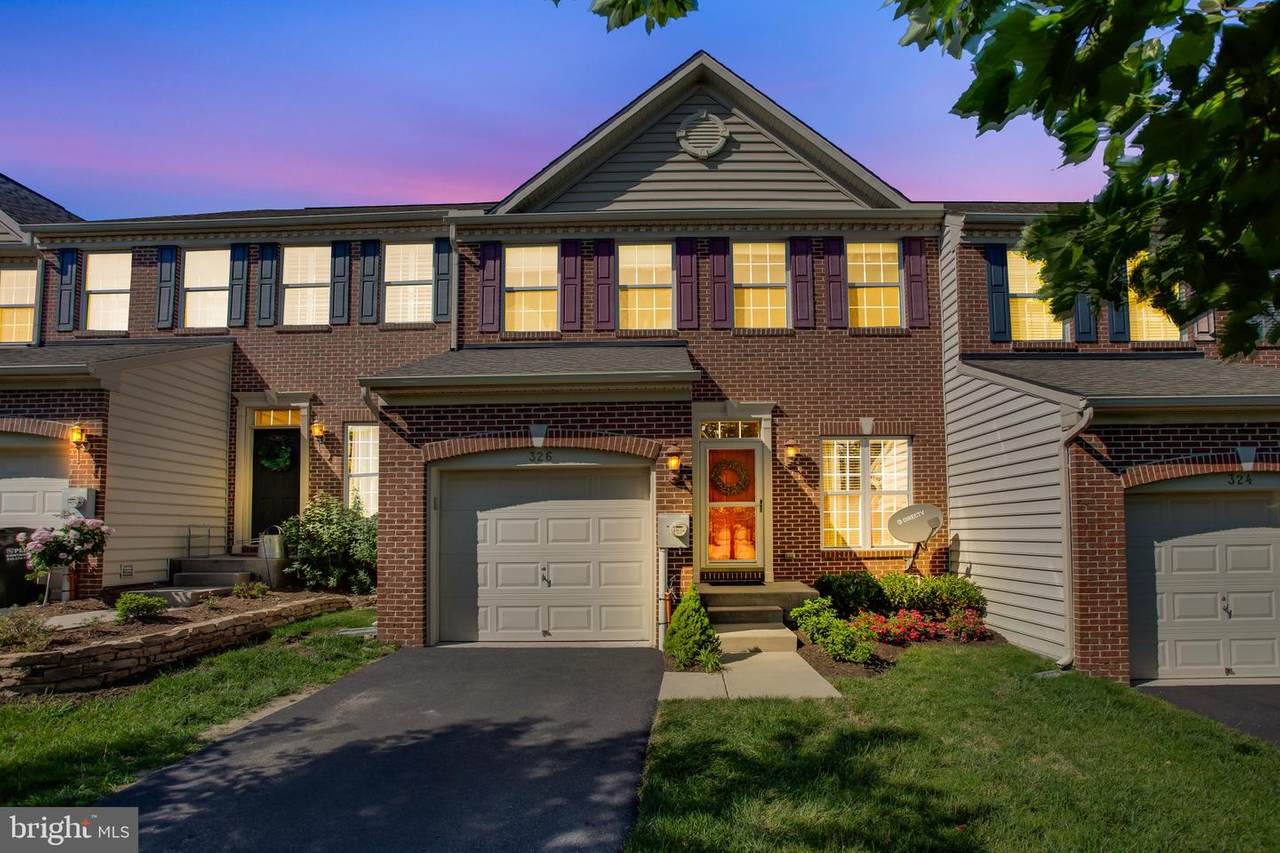 326 Elizabeth Drive - Photo 1