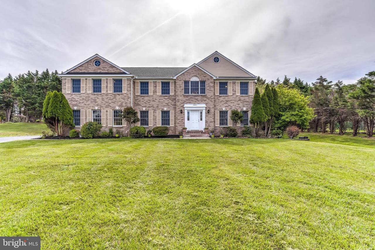 3804 Peace Pipe Court - Photo 1