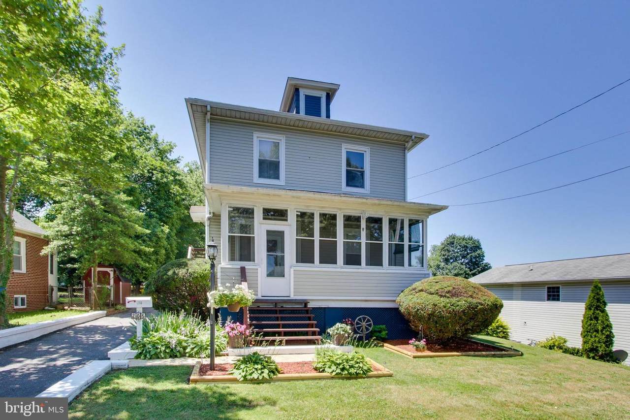 205 Charles Street - Photo 1
