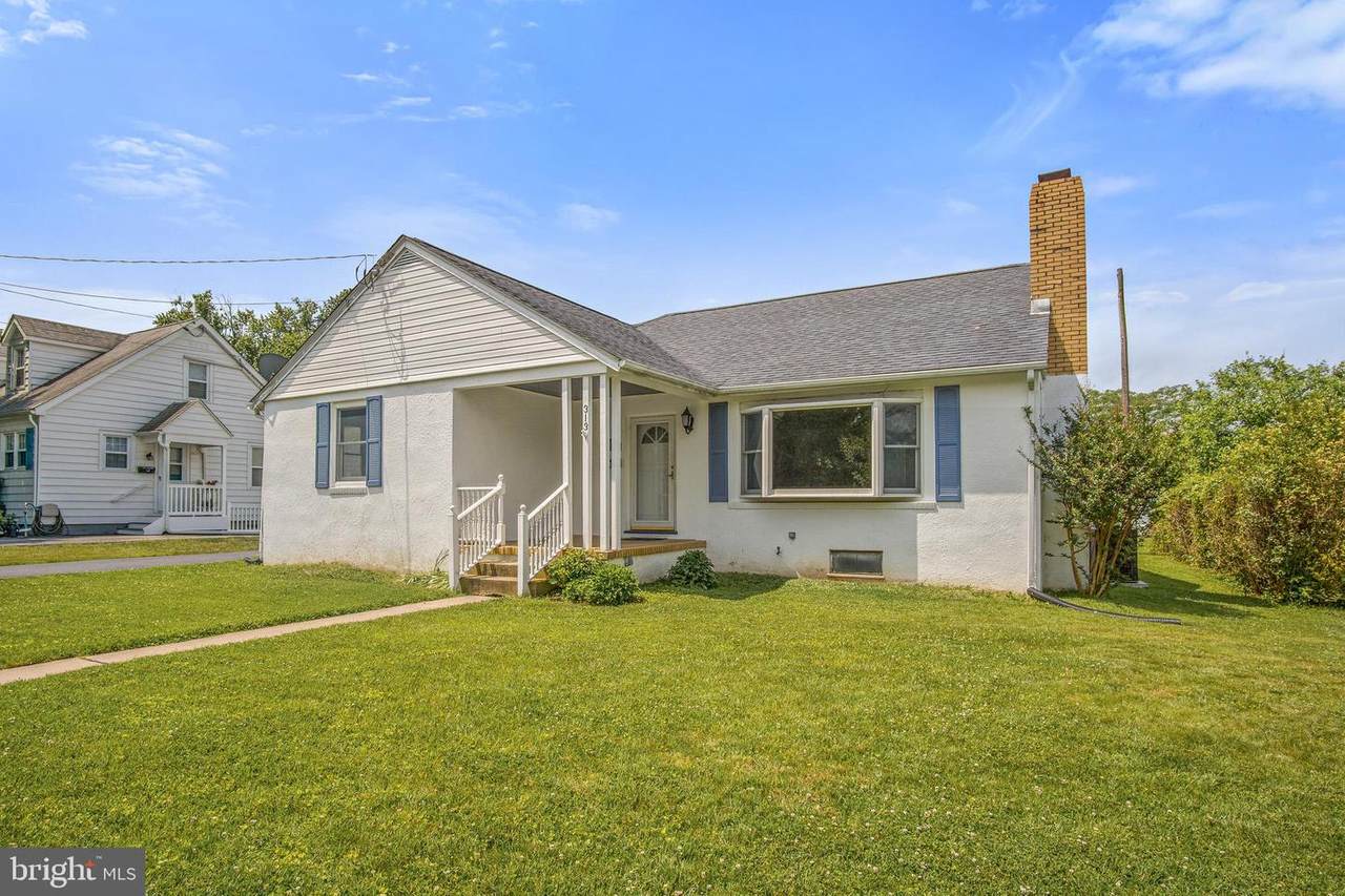313 King Street - Photo 1