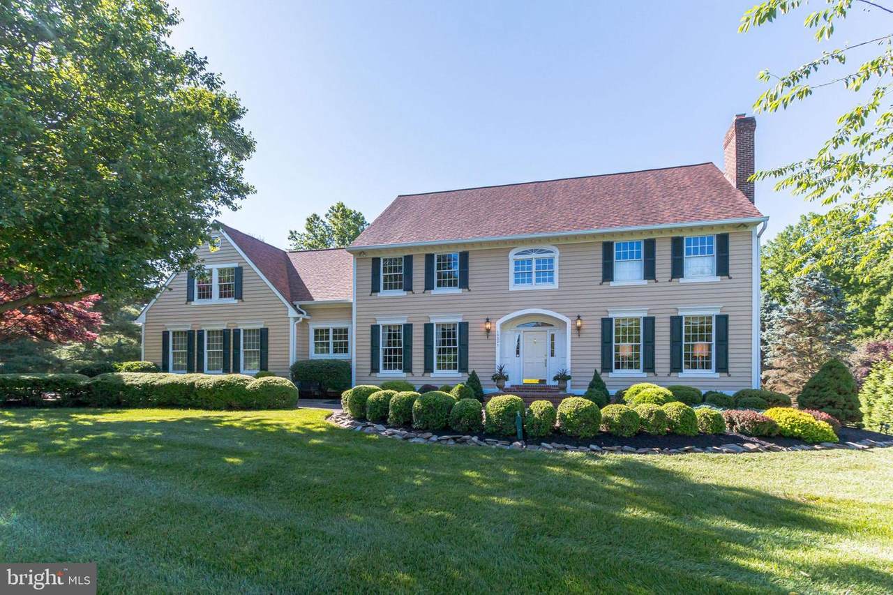 13321 Ridgewood Drive - Photo 1