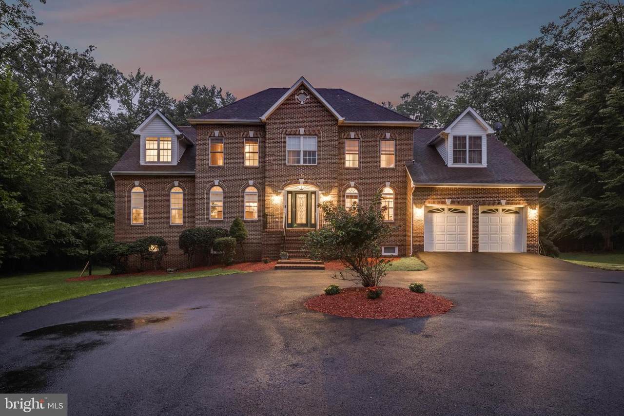 16035 Accolawn Road - Photo 1