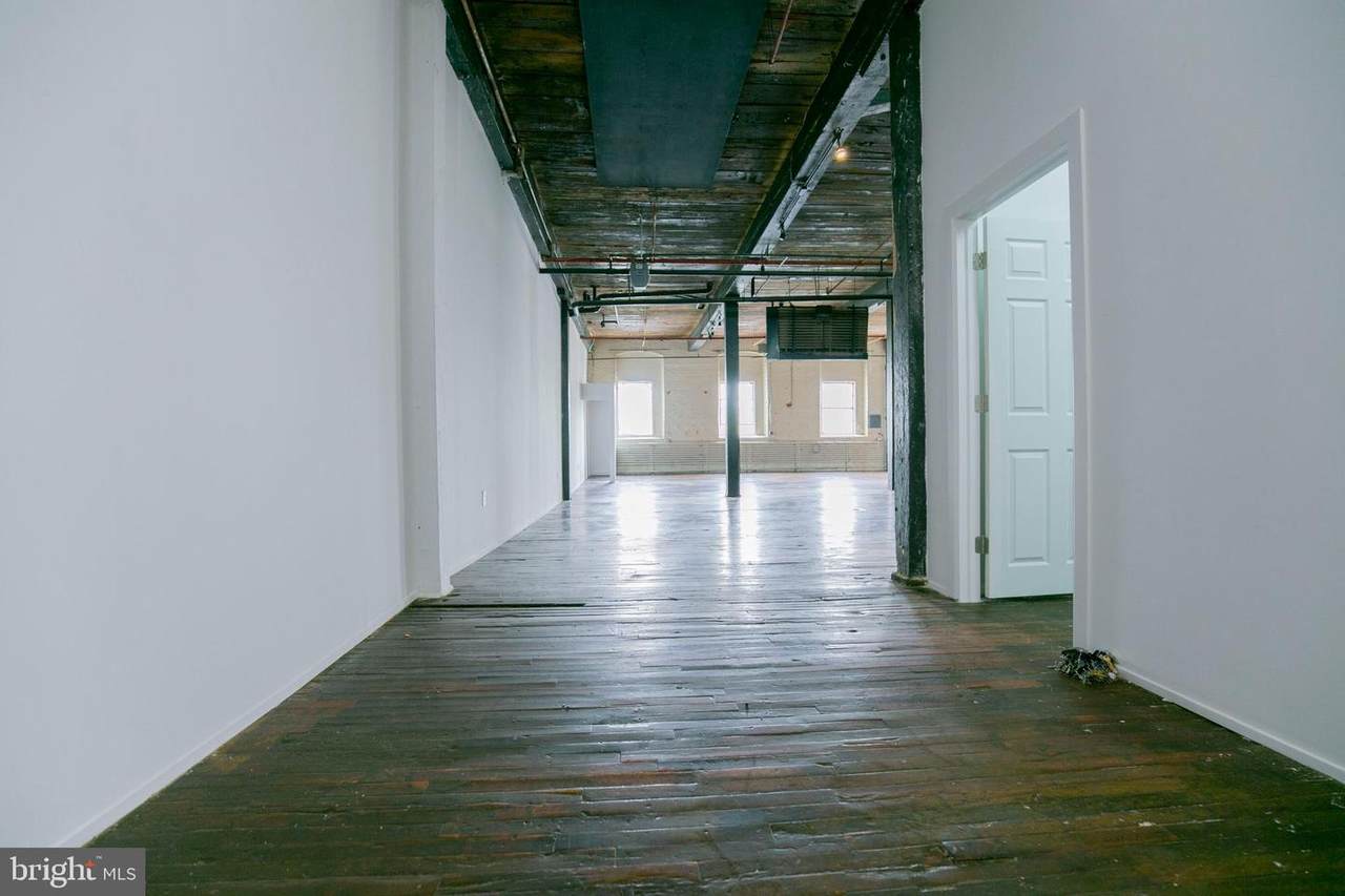 1813-53 Howard Street - Photo 1