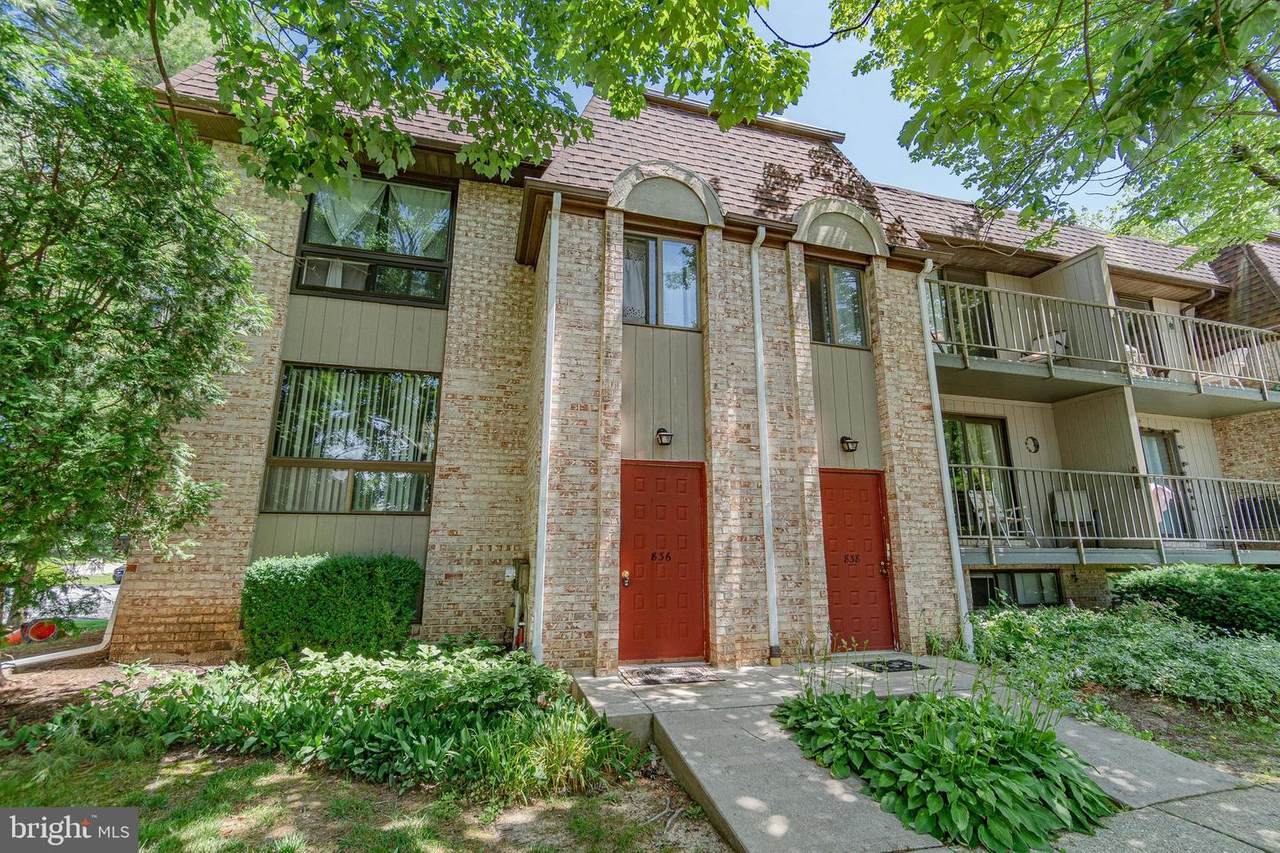 836-A Putnam Boulevard - Photo 1