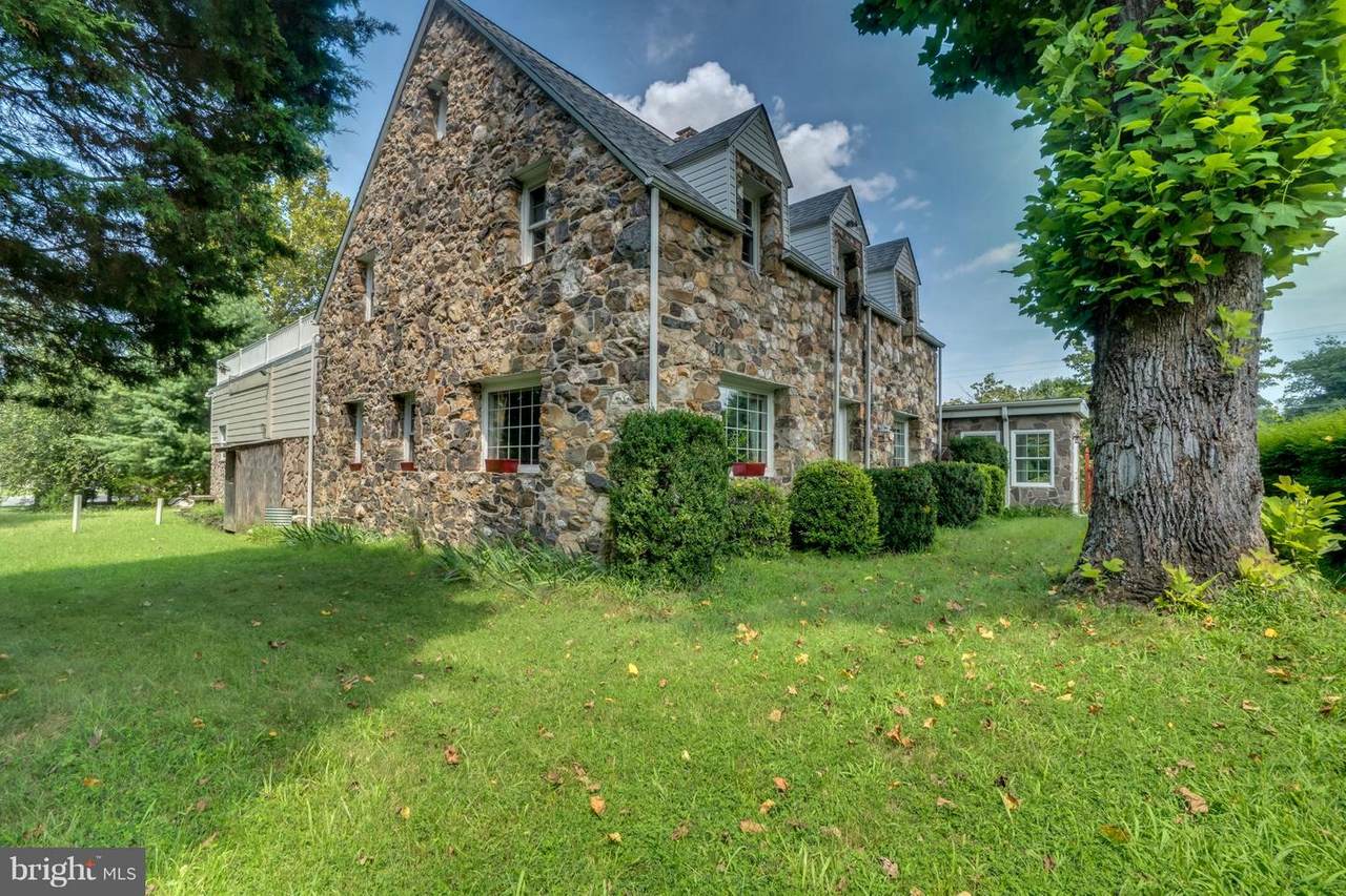 3998 Jefferson Davis Highway - Photo 1