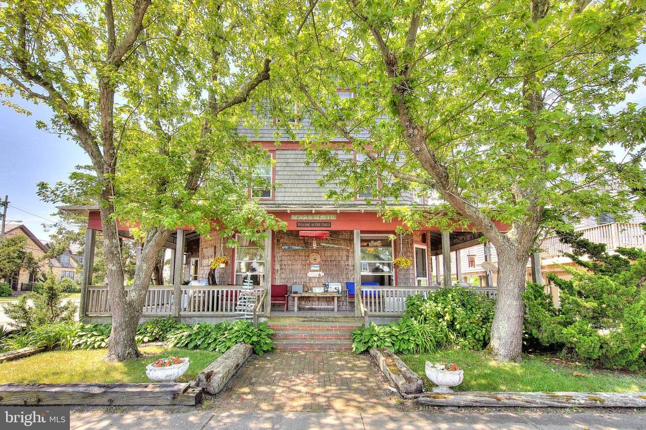 204 2ND Street - Photo 1