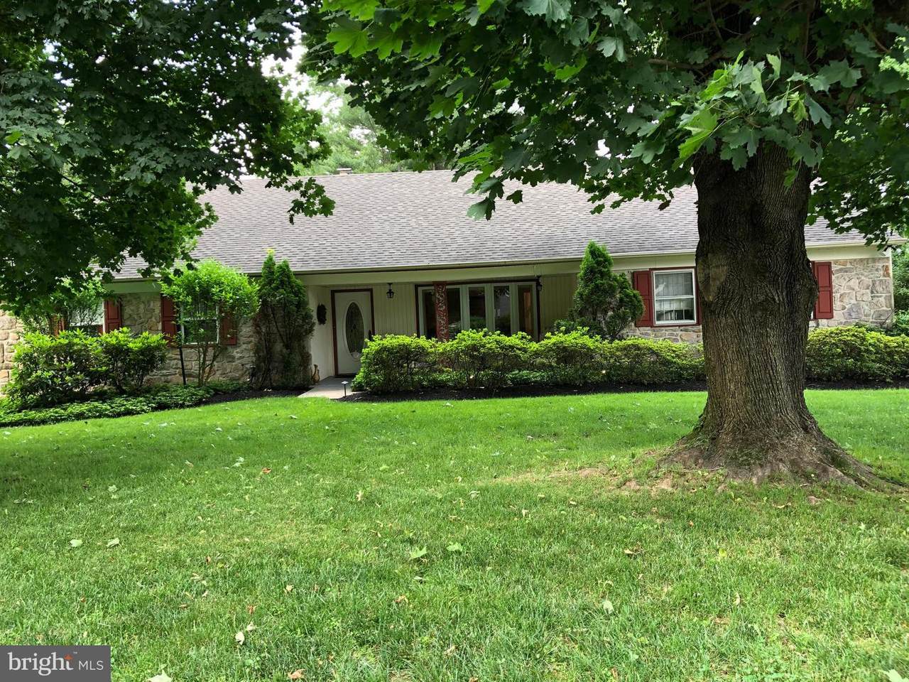 269 Moreland Road - Photo 1