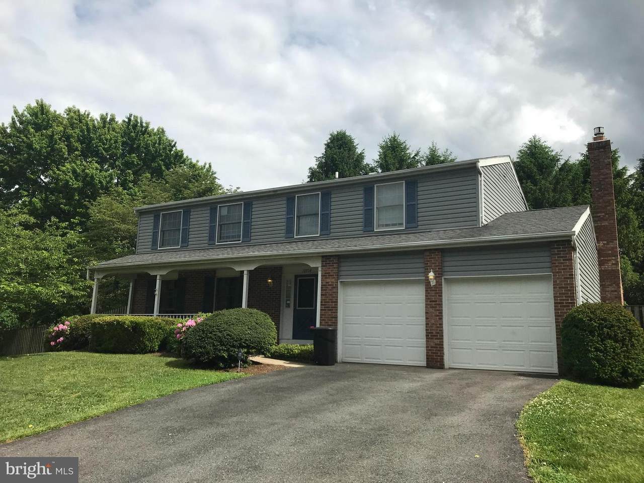 10704 Risingdale Court - Photo 1