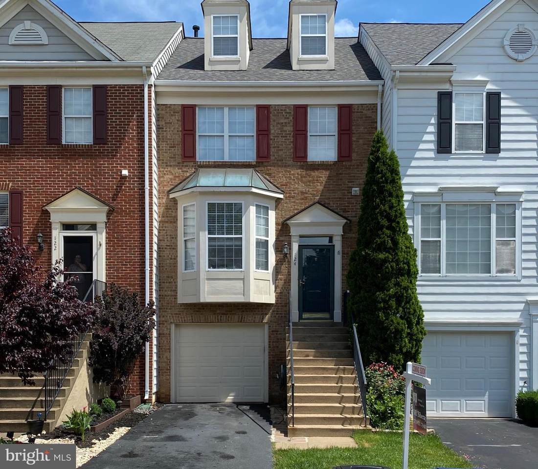 124 Goldsworth Terrace - Photo 1